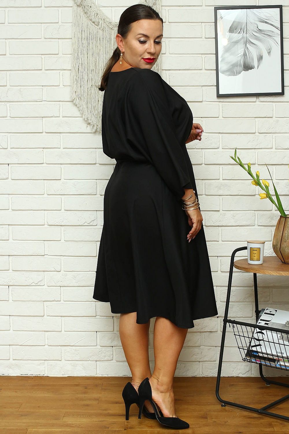 Plus size dress model 168959