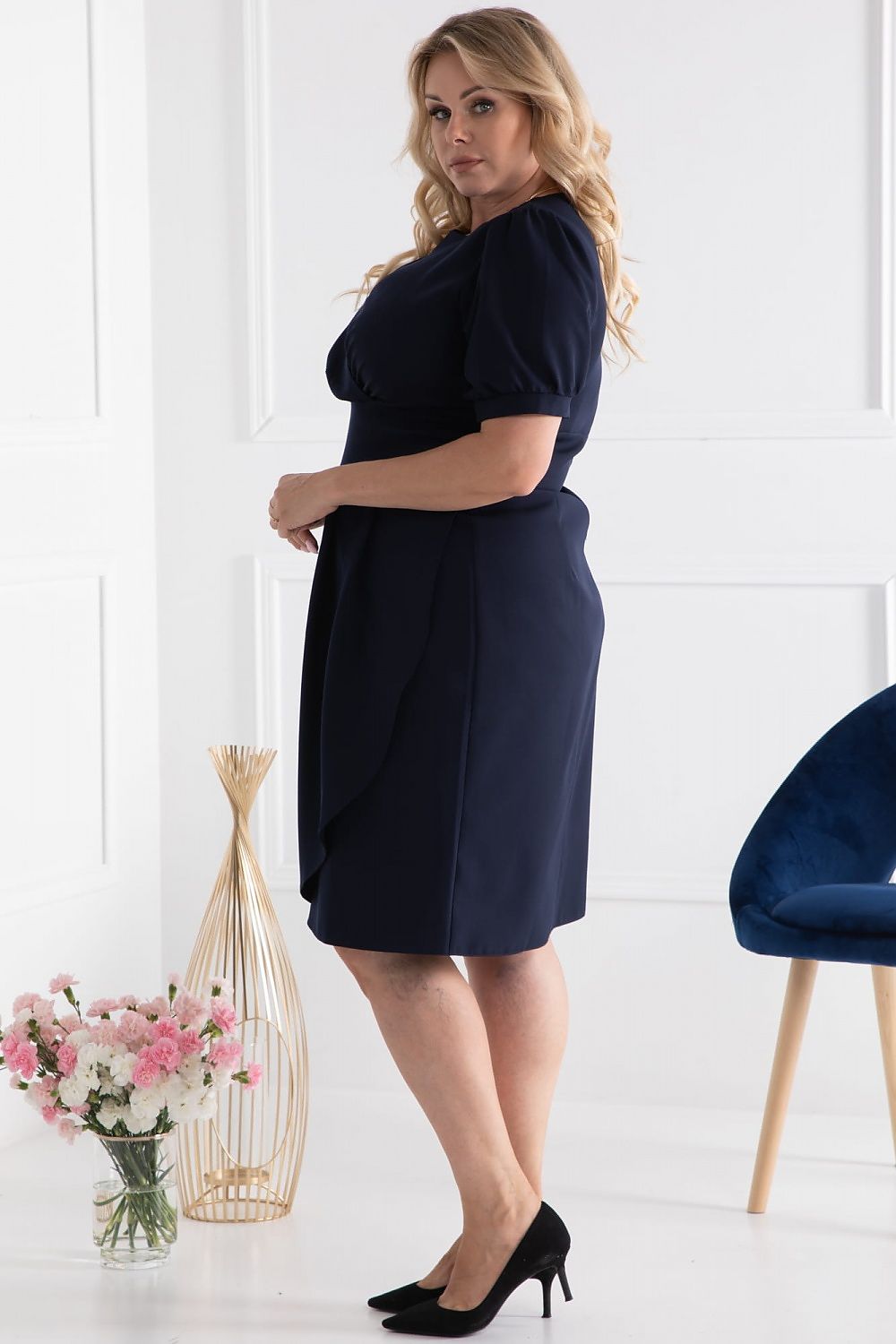 Plus size dress model 169160