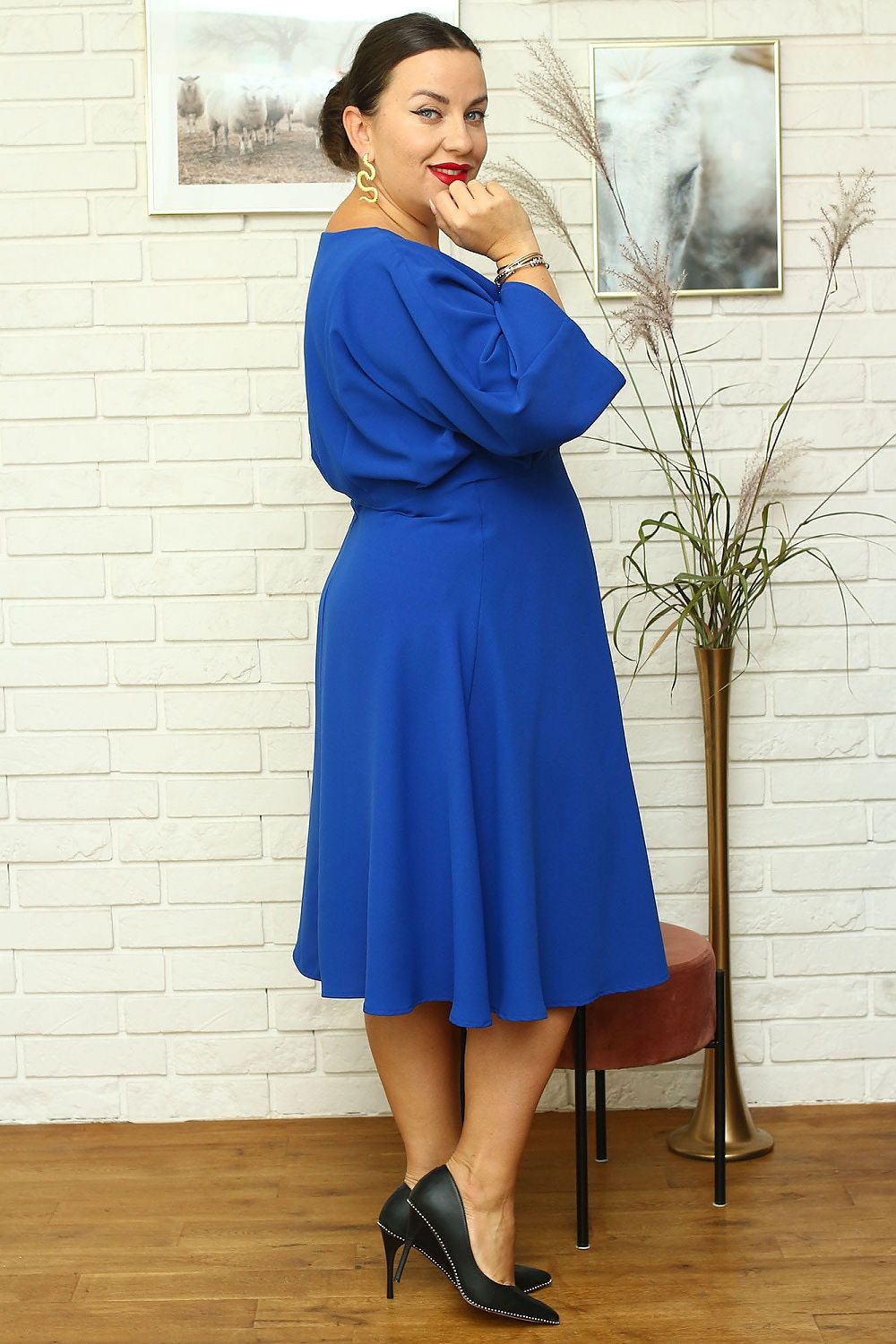 Plus size dress model 169251