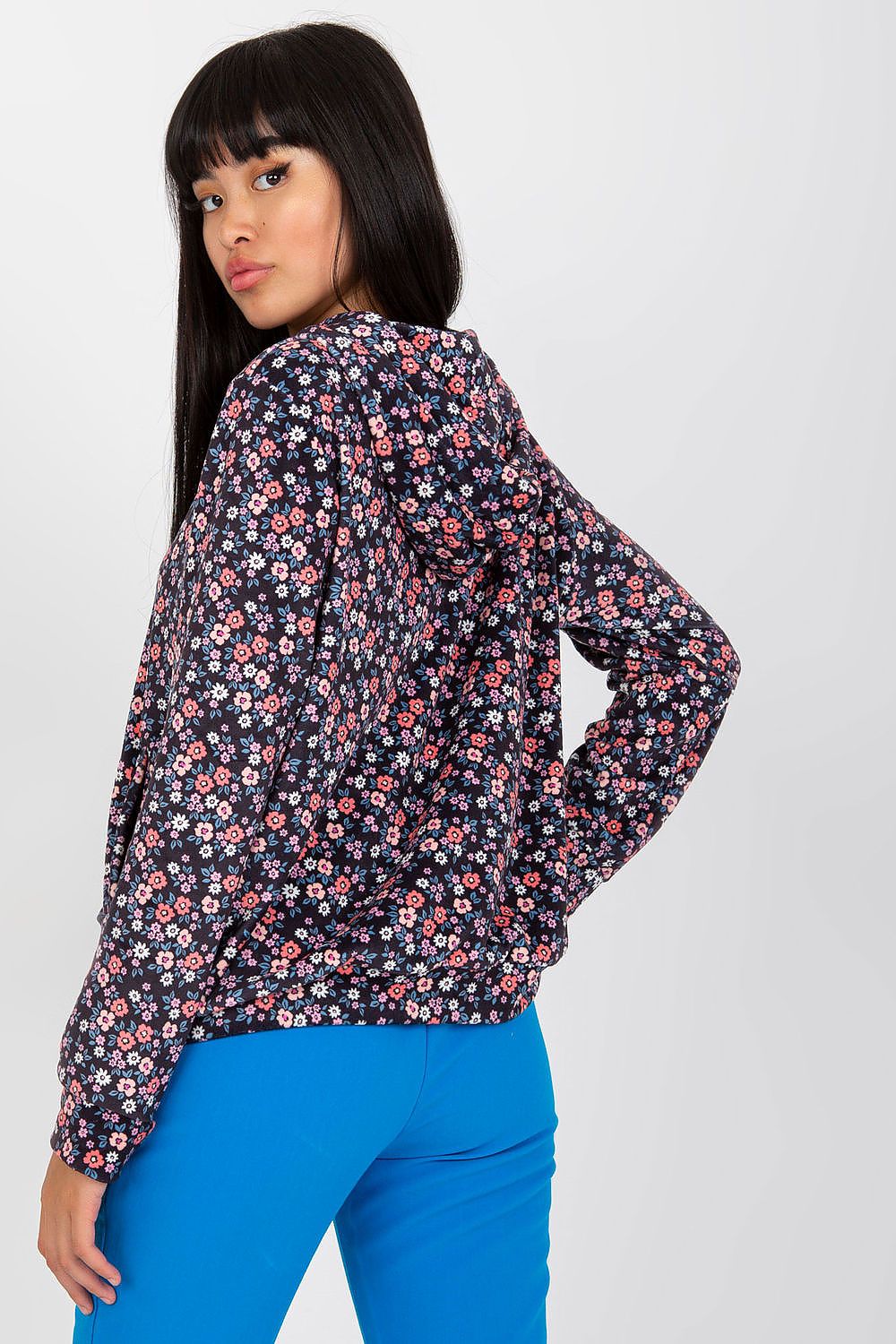 Sweatshirt model 169897