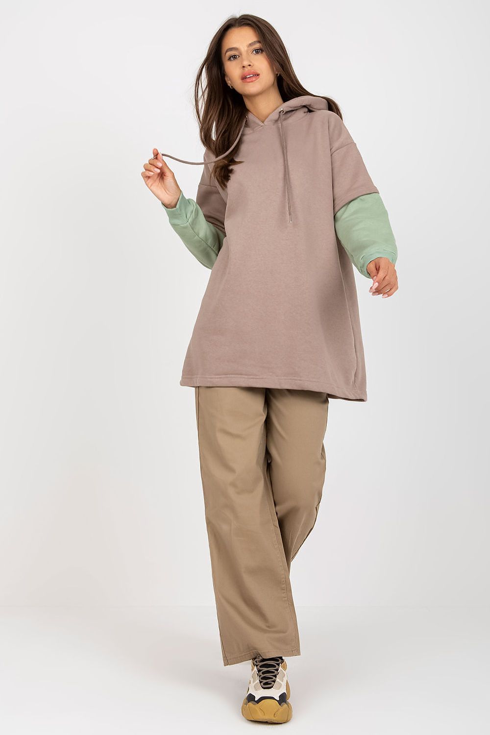 Sweatshirt model 170375