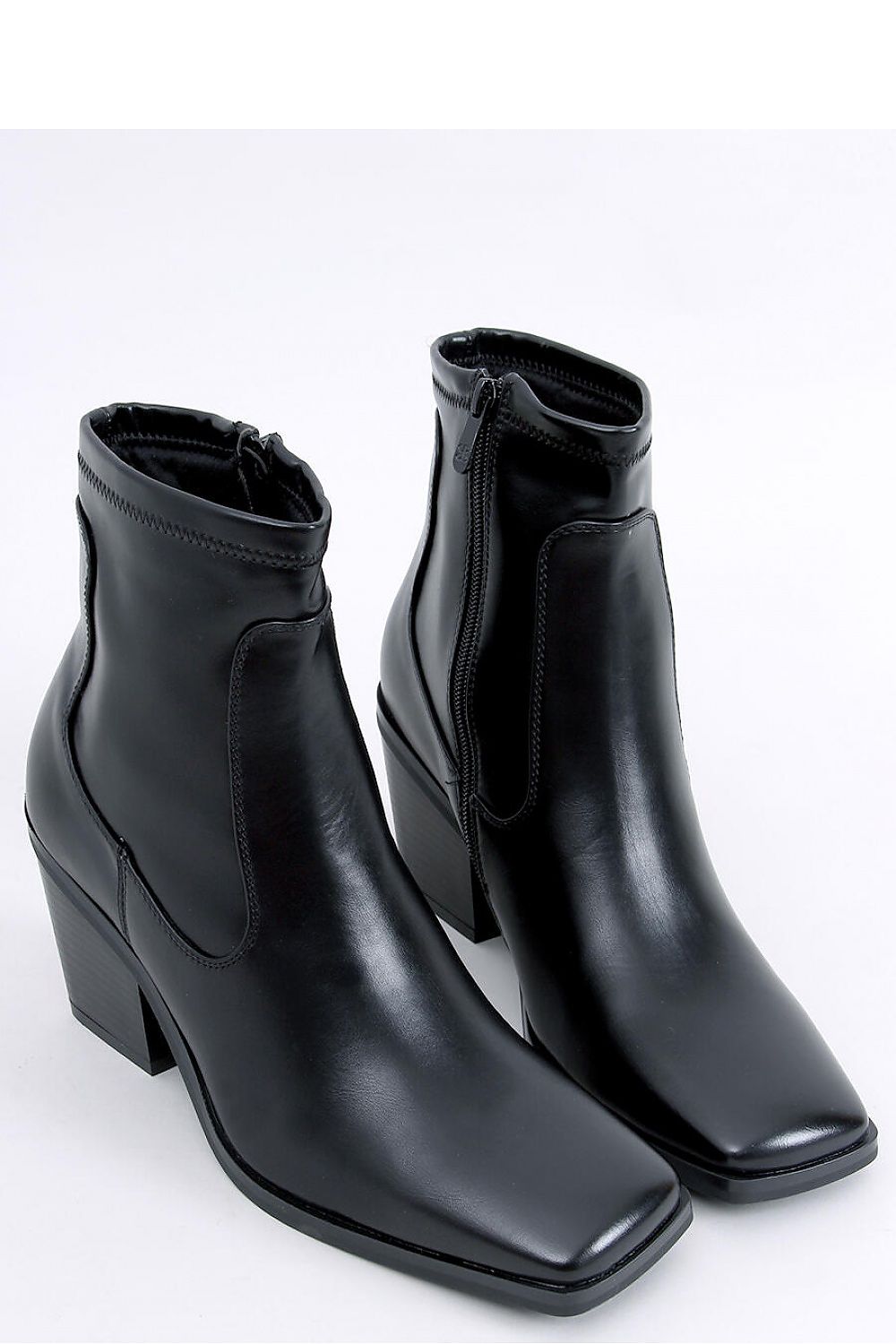Heel boots model 170593