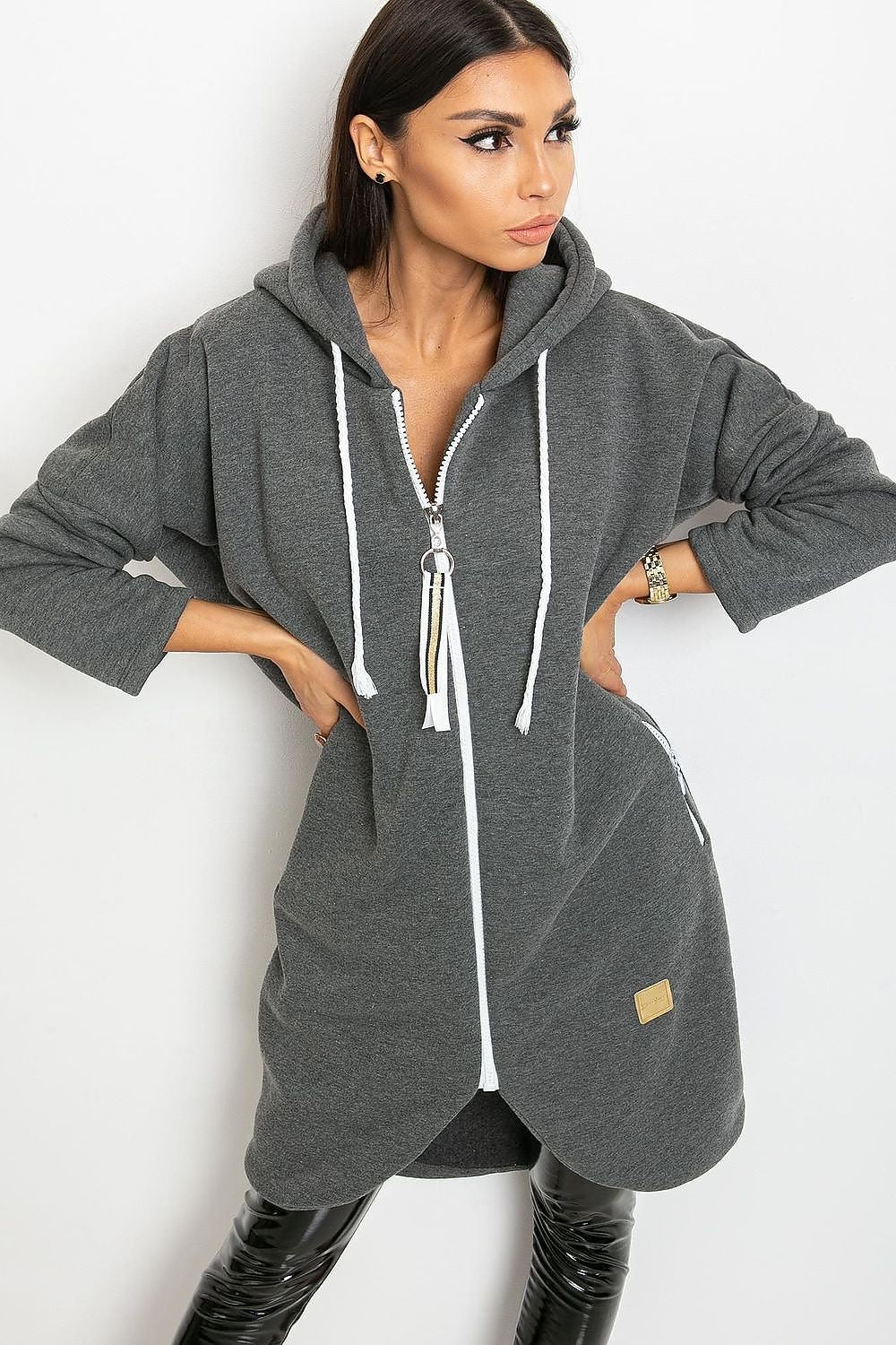 Sweatshirt model 171055