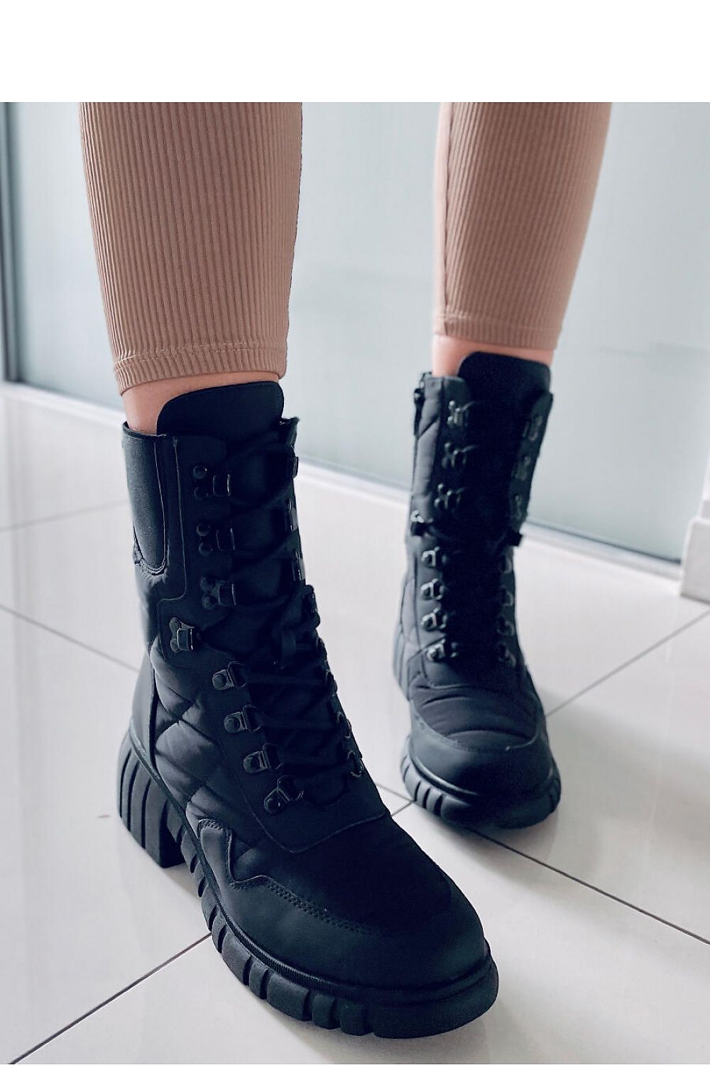 Heel boots model 171604
