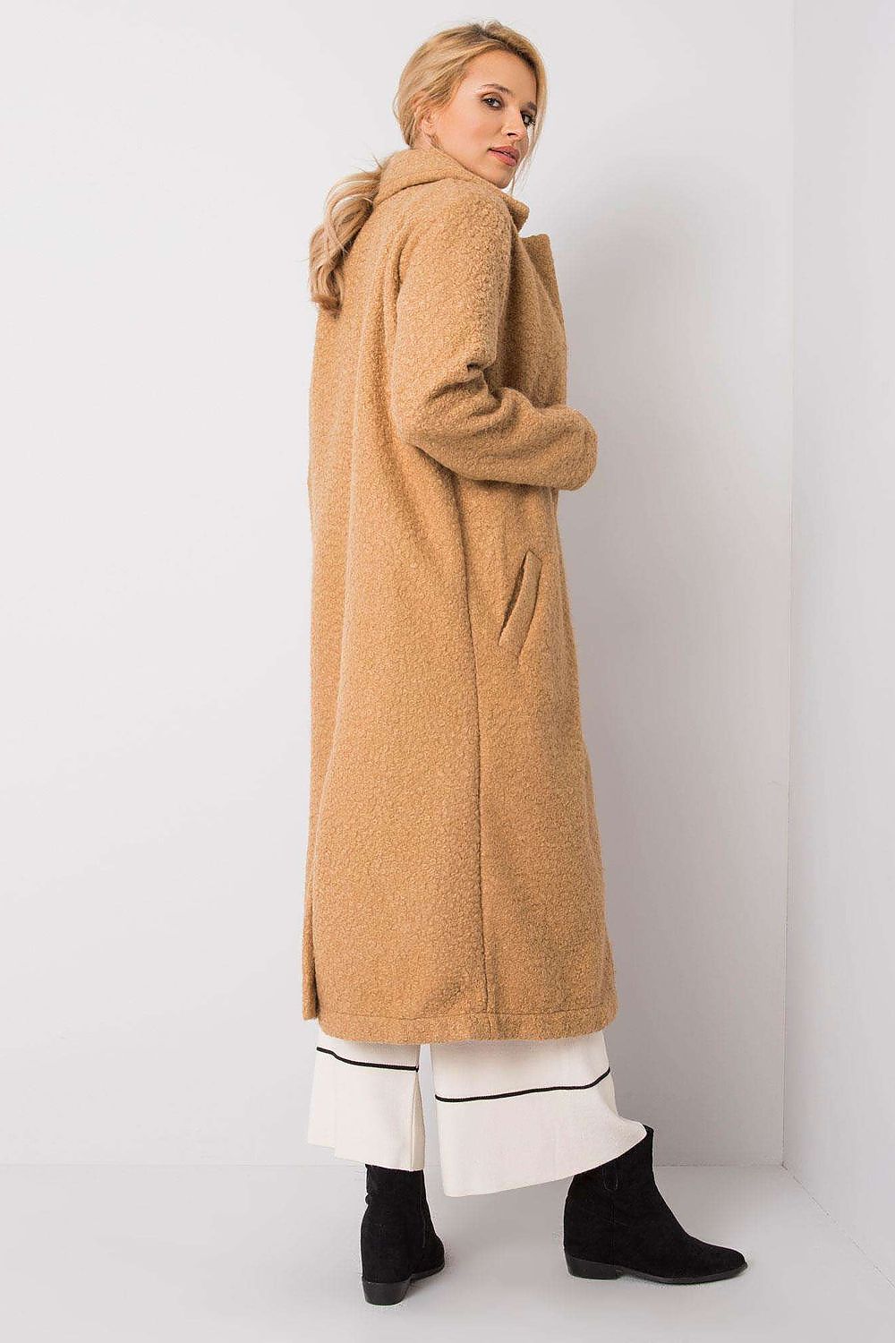 Coat model 172478