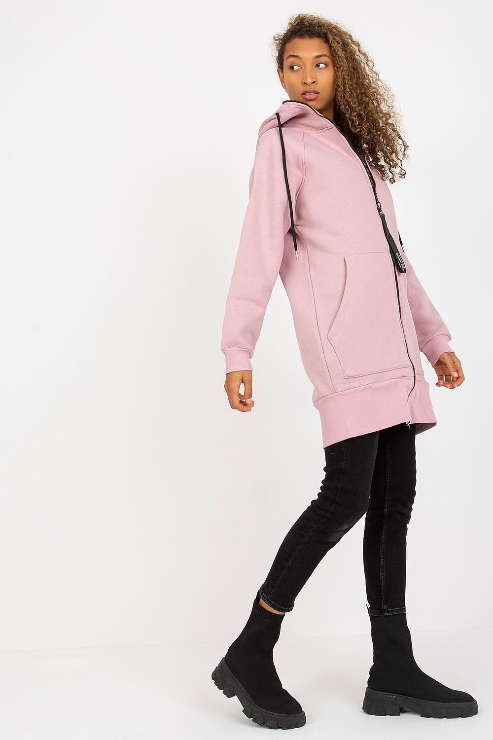 Sweatshirt model 172515