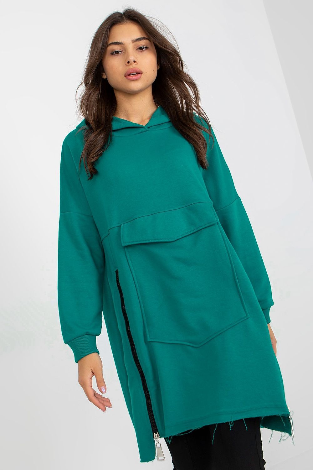 Sweatshirt model 172555