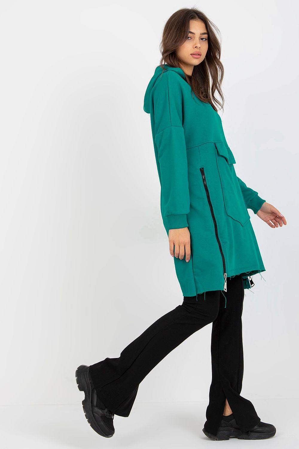 Sweatshirt model 172555