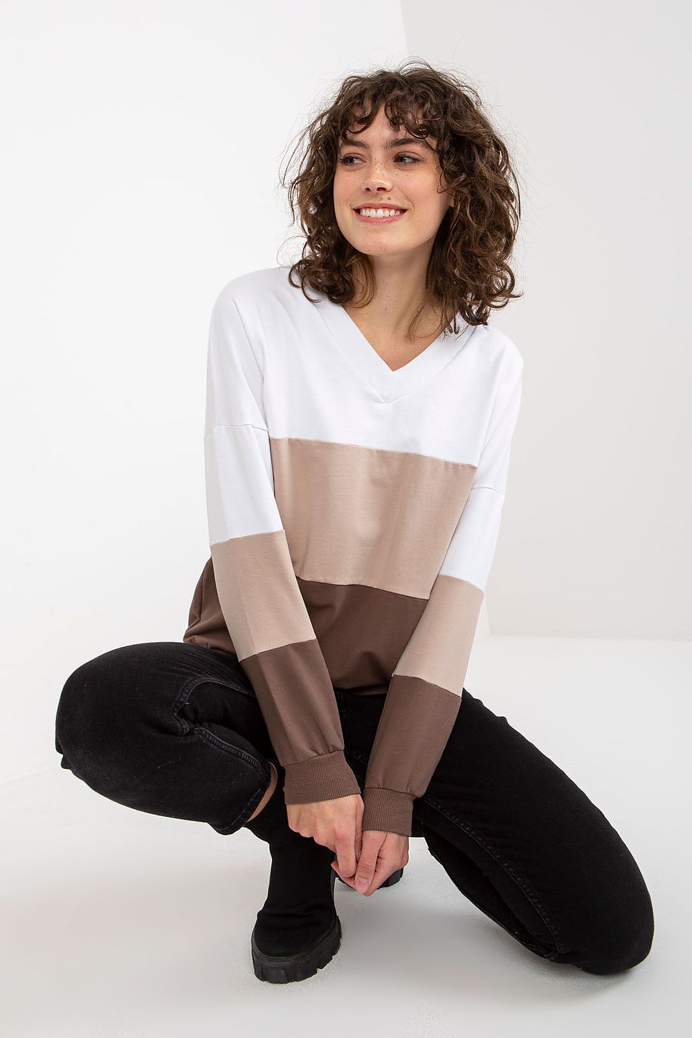 Sweatshirt model 174714