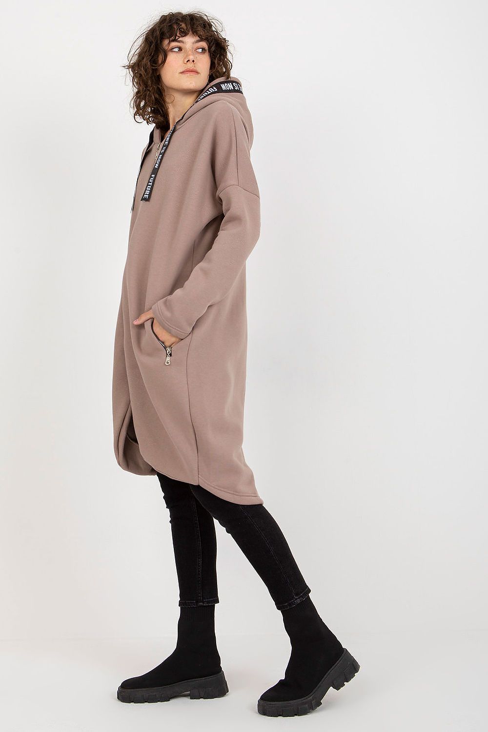 Sweatshirt model 174829
