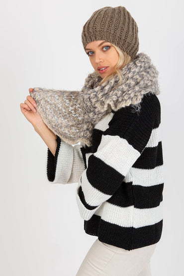 Shawl model 174877