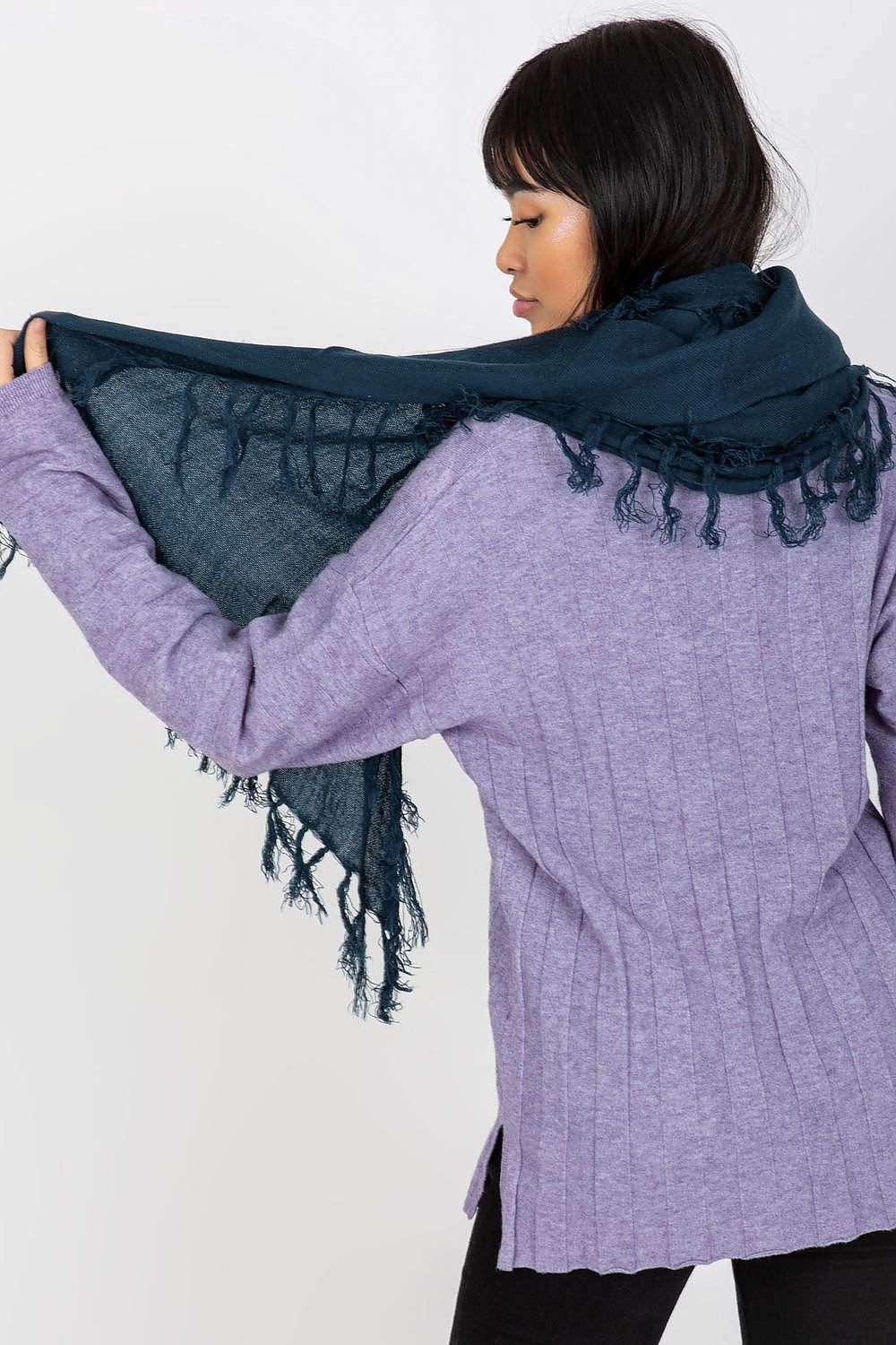 Shawl model 174886