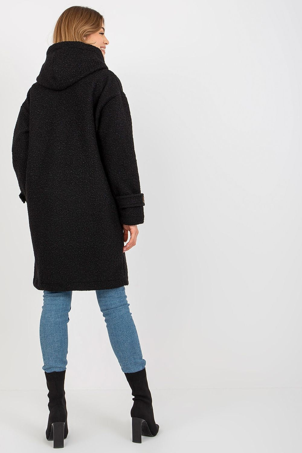 Coat model 175170
