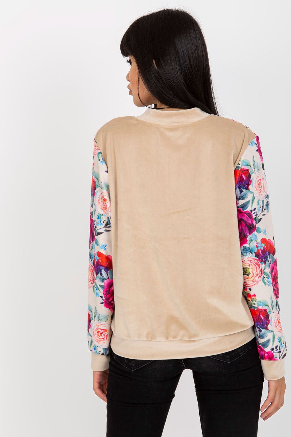 Sweatshirt model 175424
