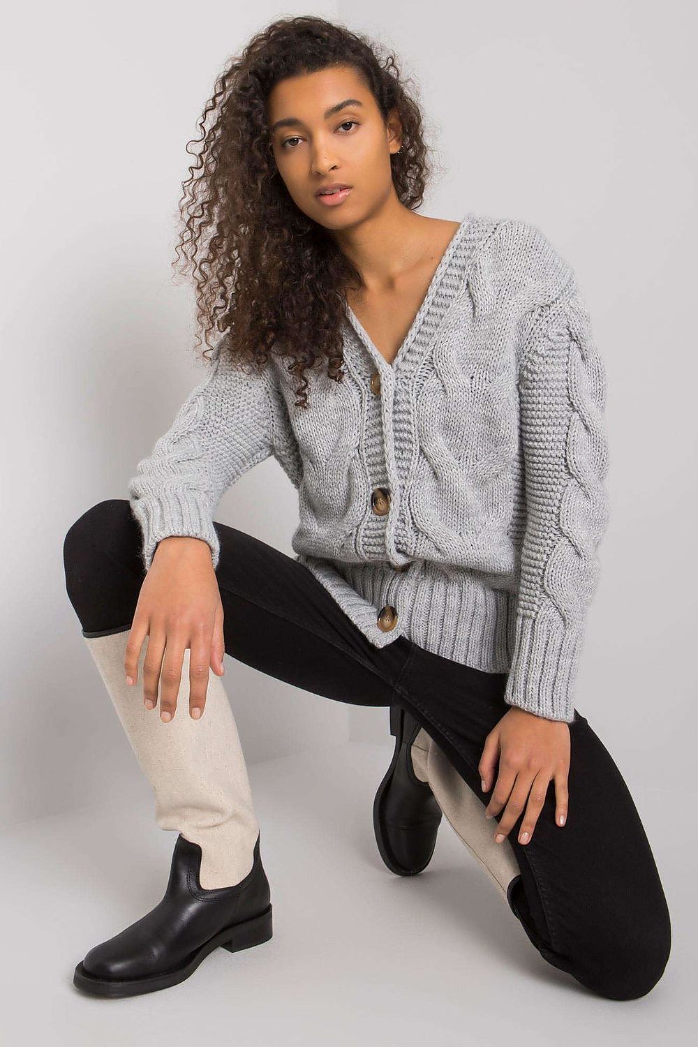 Cardigan model 175763