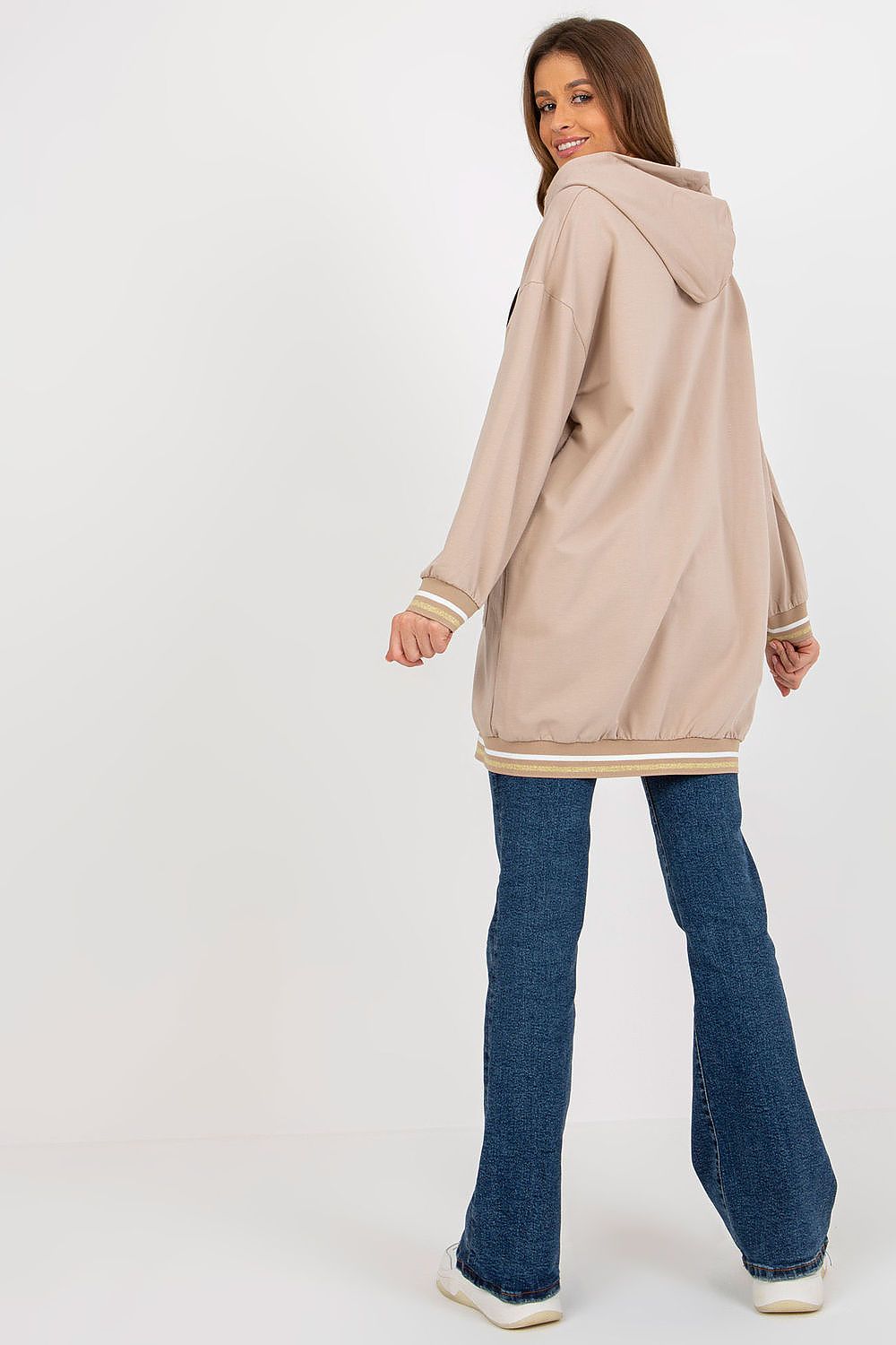 Sweatshirt model 176360