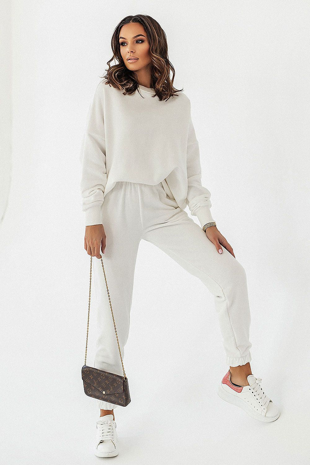 Sweatshirt model 177267