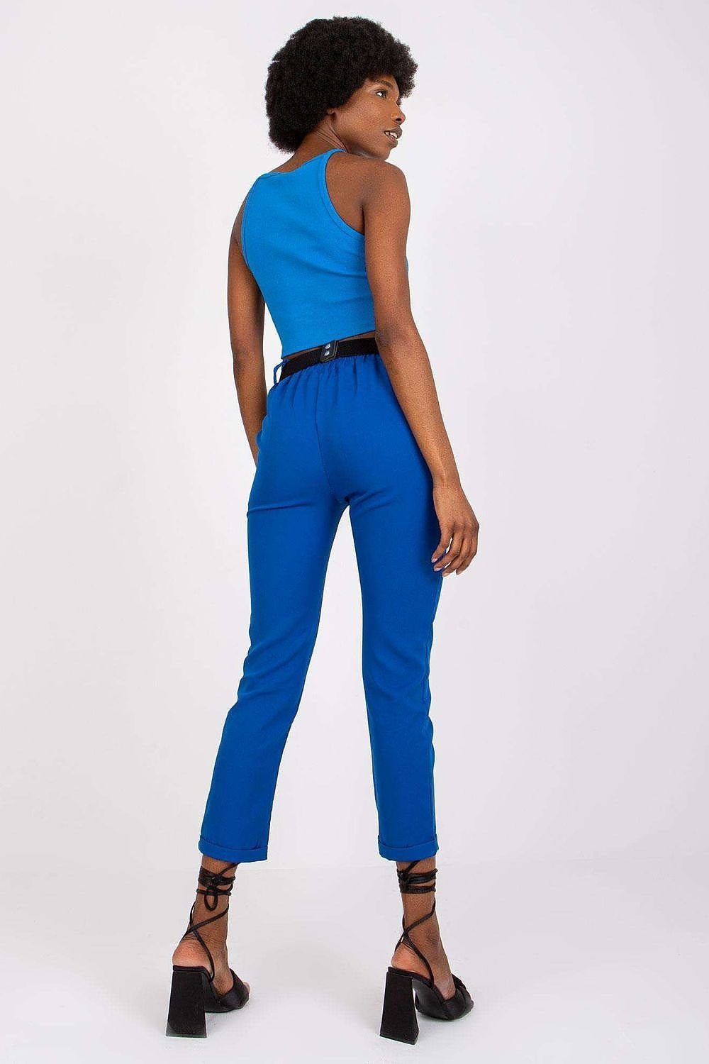 Women trousers model 179698
