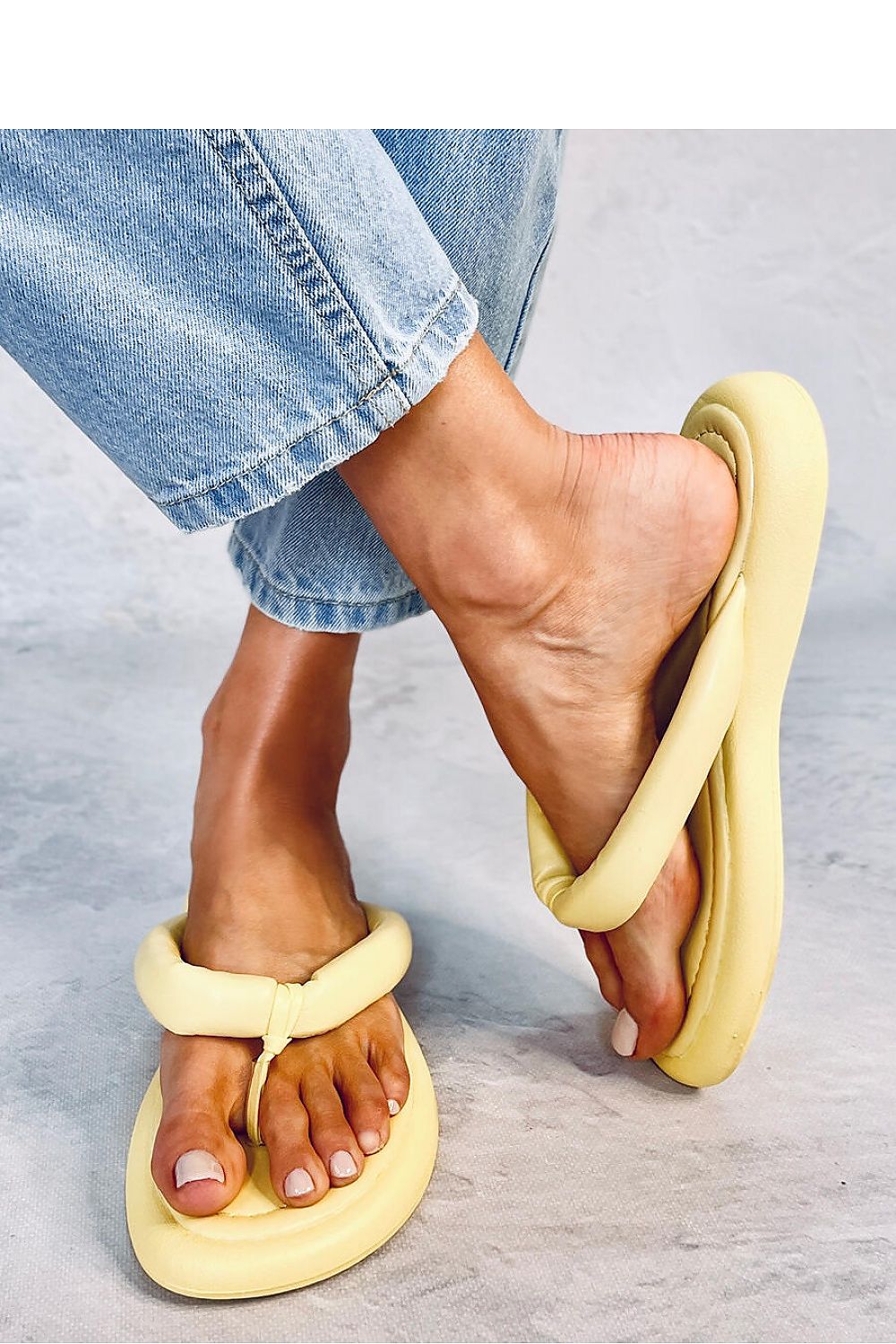 Japanese flip-flops model 179882
