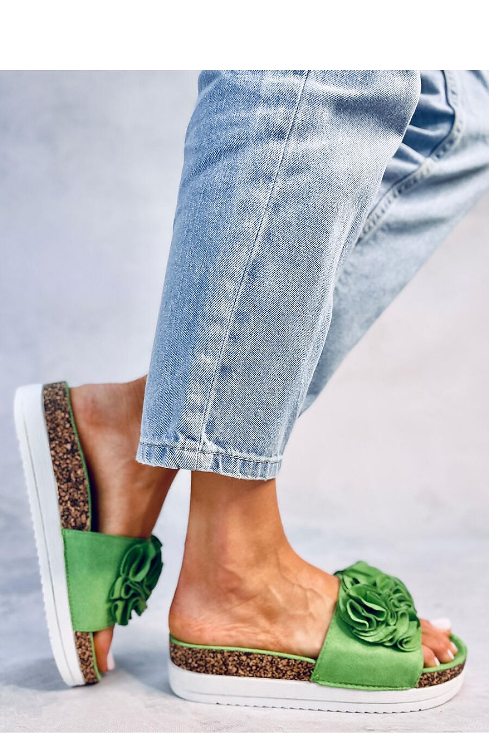 Flip-flops model 180700