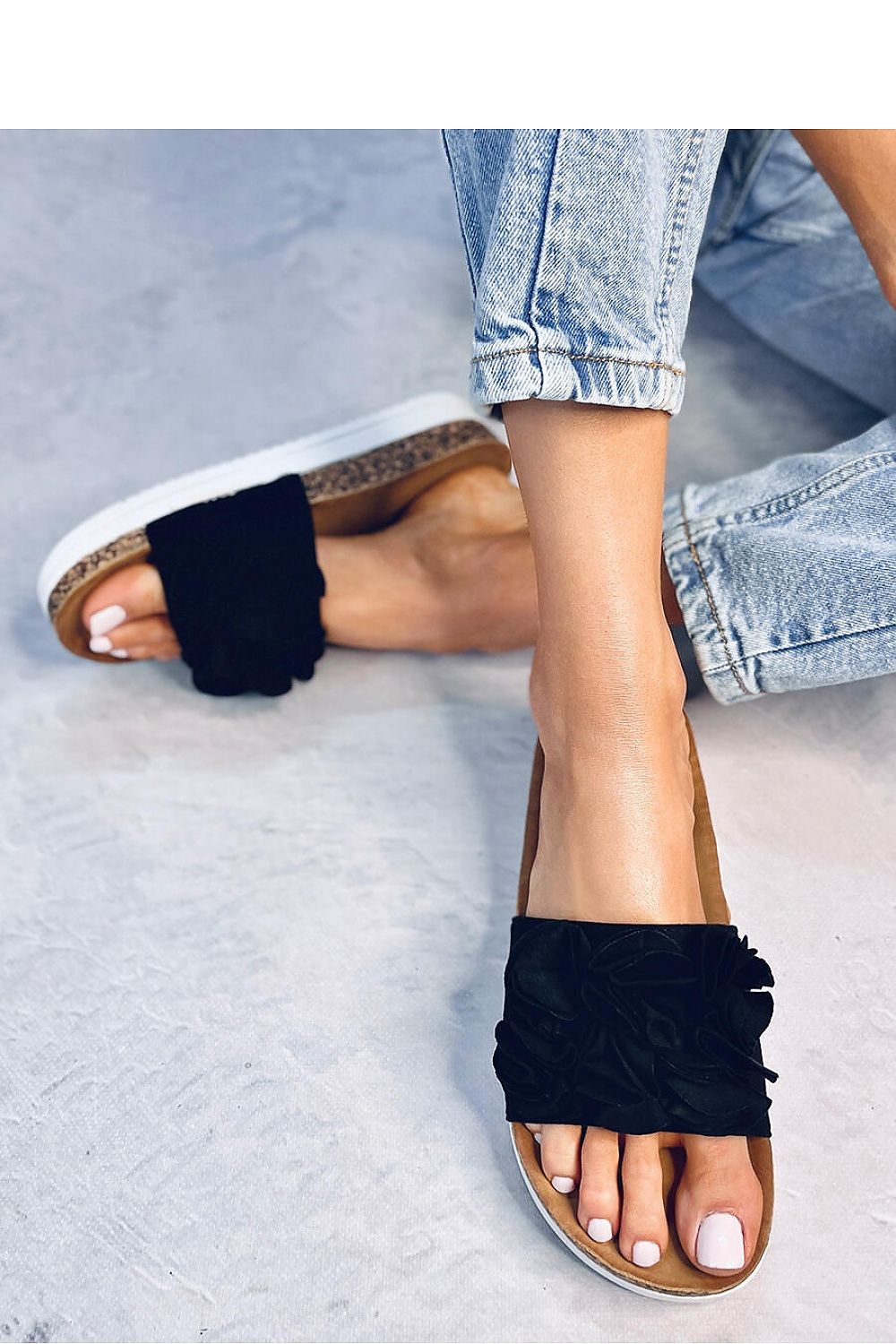 Flip-flops model 180705