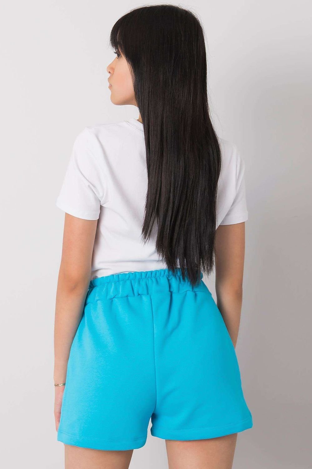 Shorts model 180903