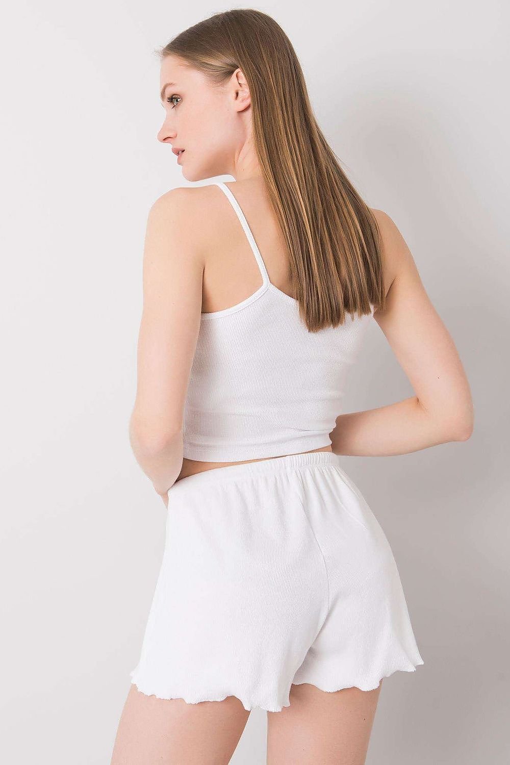 Shorts model 180912