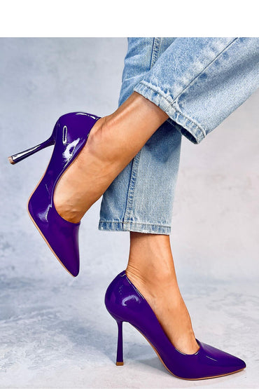 High heels model 181043