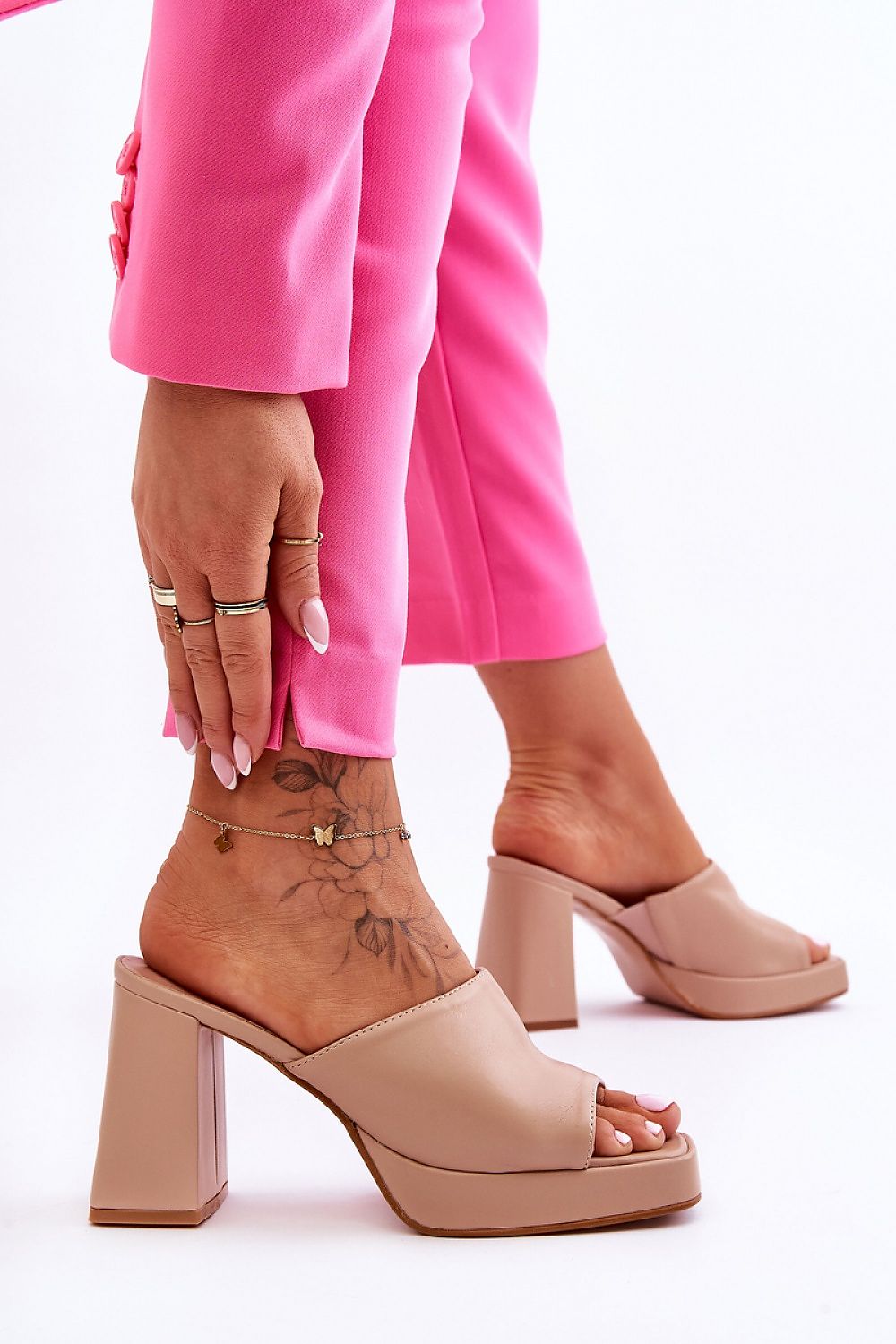 Flip-flops model 181070
