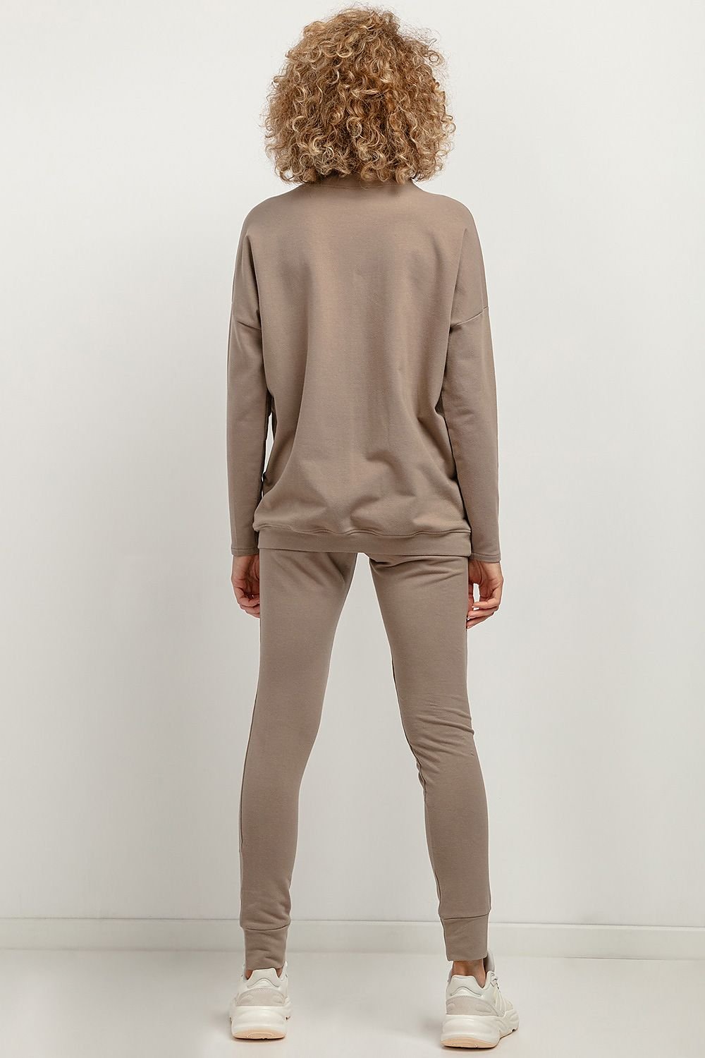 Tracksuit trousers model 183197