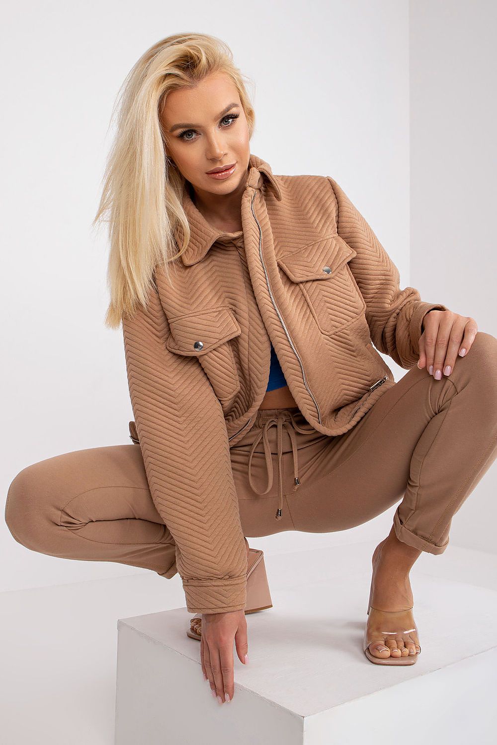 Jacket model 184552