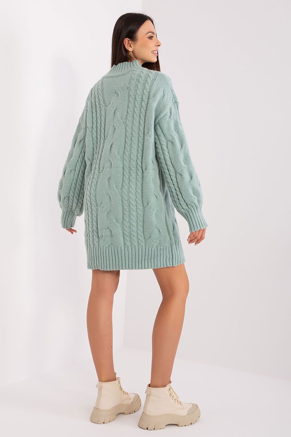 Long jumper model 185729