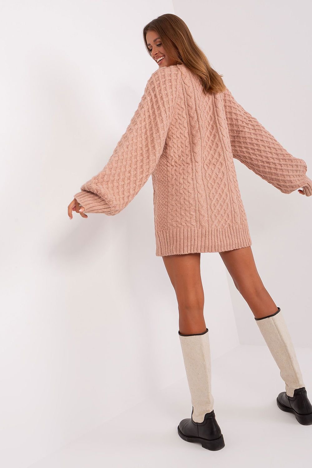 Long jumper model 185736