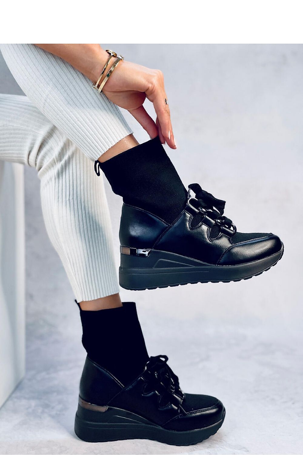 Buskin boots model 185876