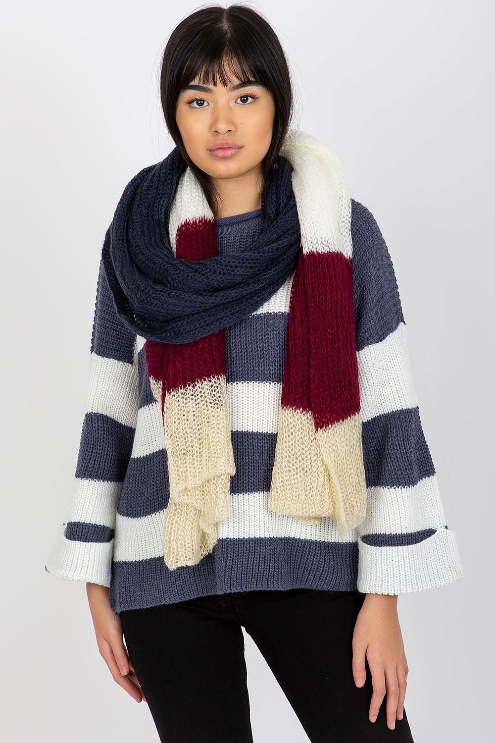 Shawl model 185900