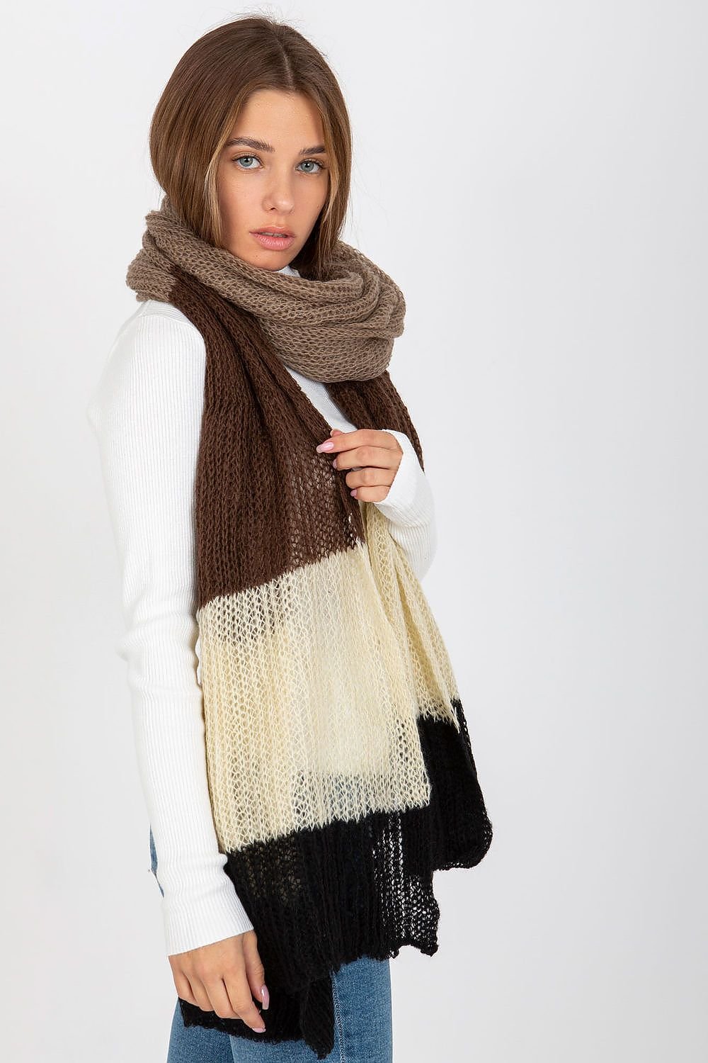 Shawl model 185902