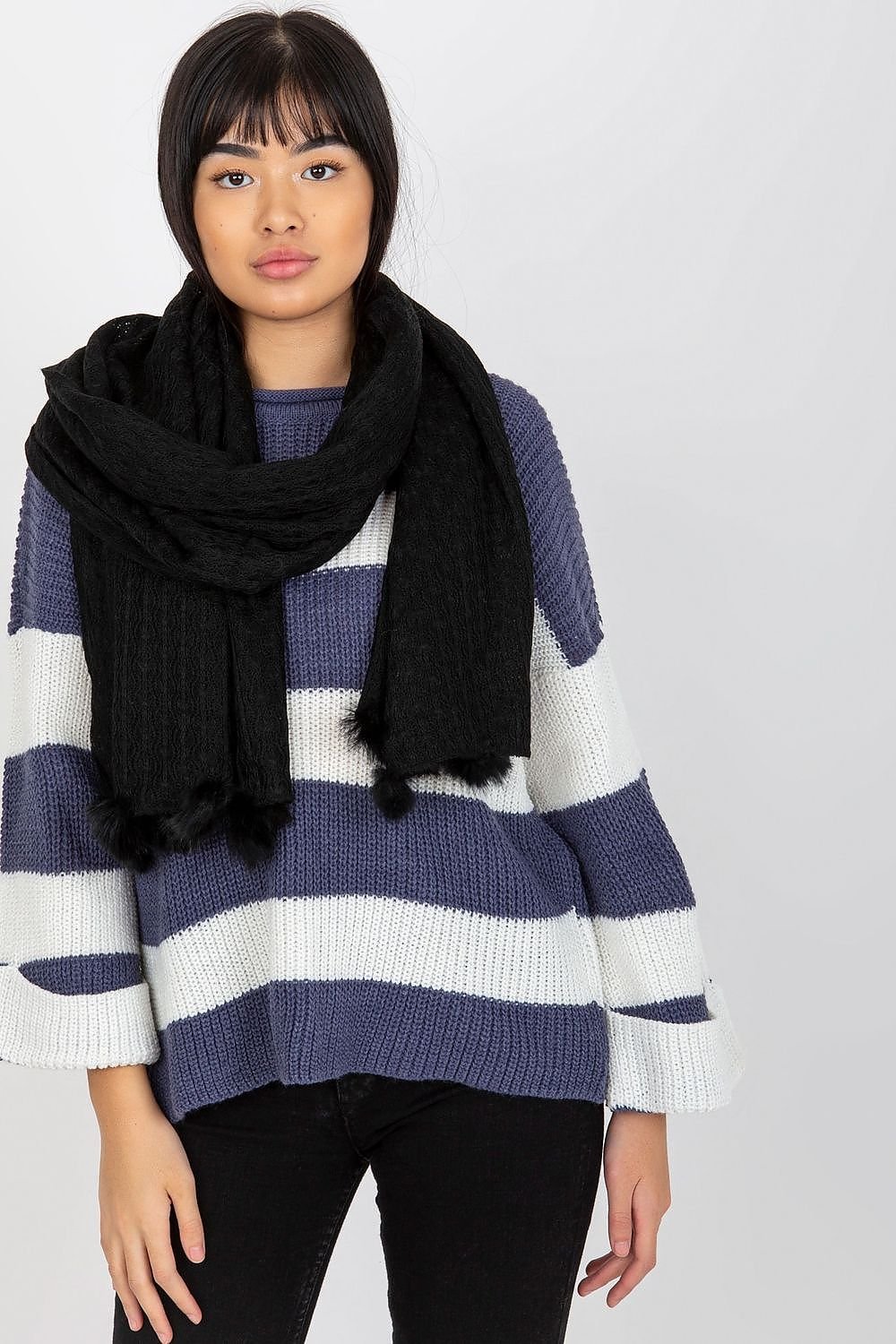 Shawl model 185907