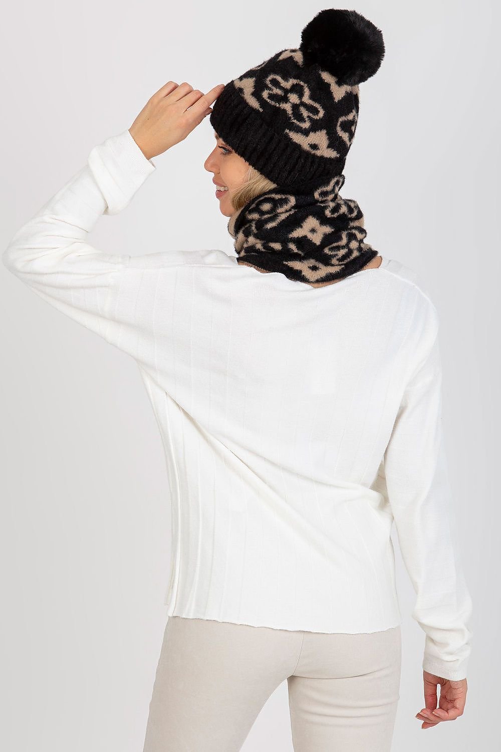 Cap model 185916