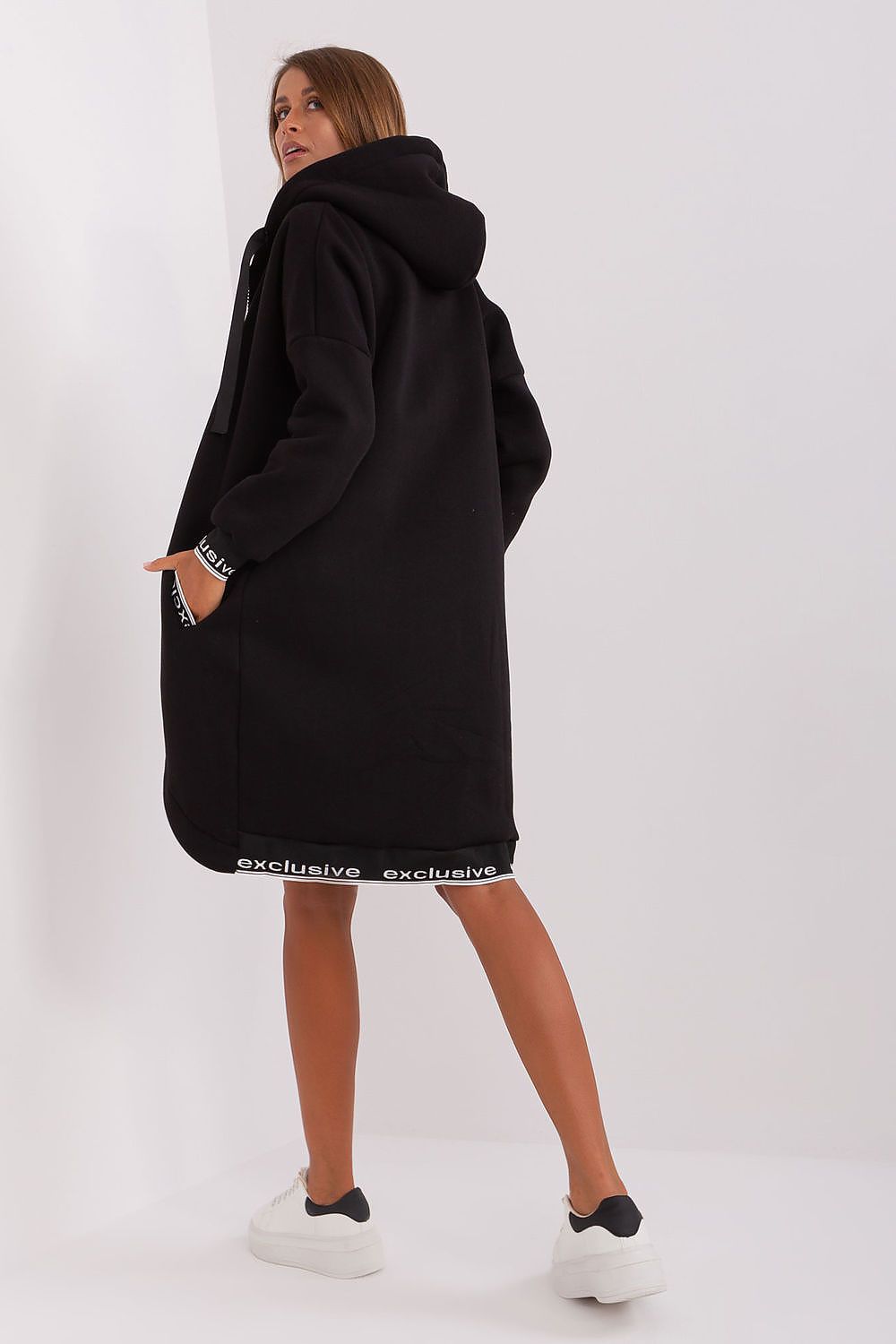 Sweatshirt model 185934