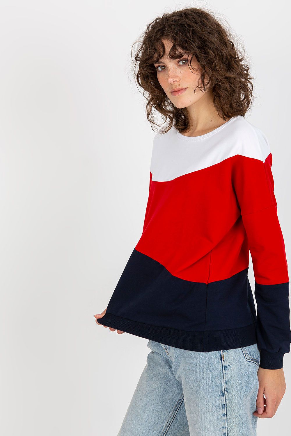 Sweatshirt model 185960