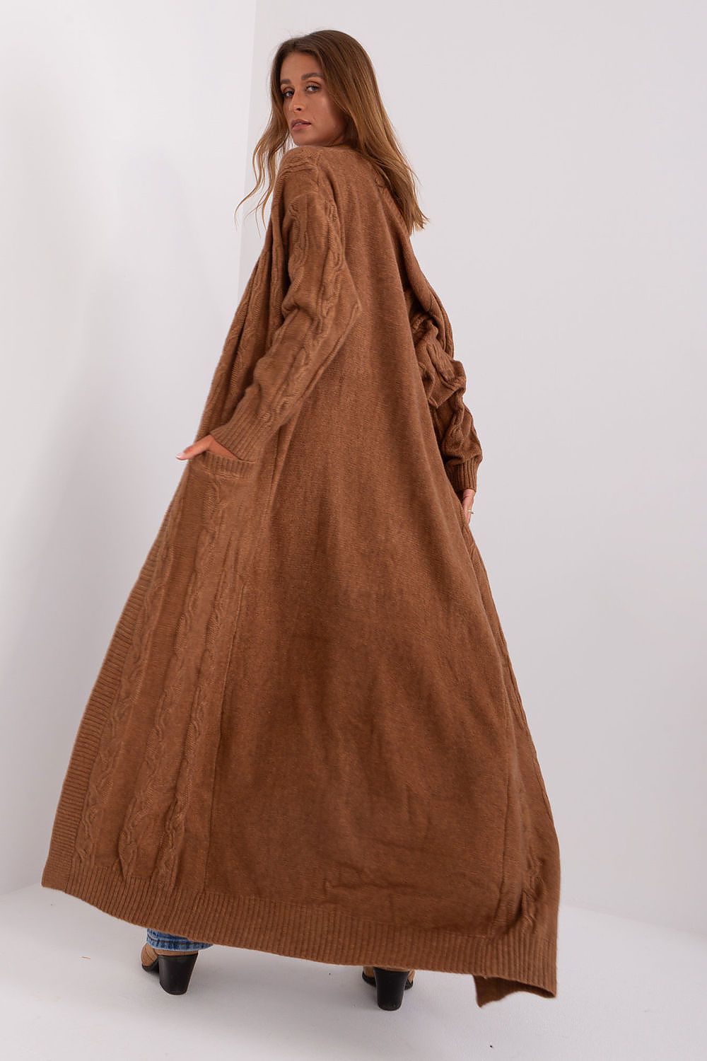 Cardigan model 185965