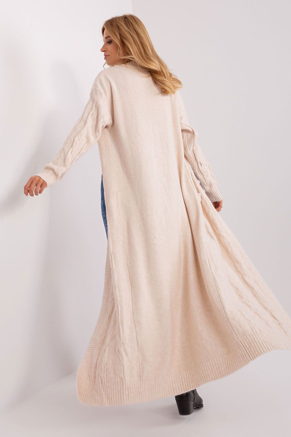 Cardigan model 185966