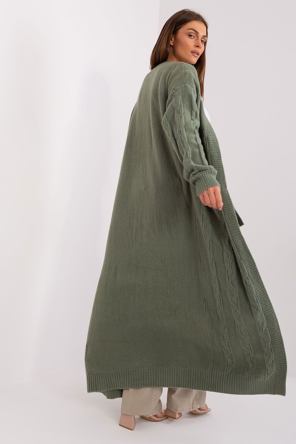 Cardigan model 185967