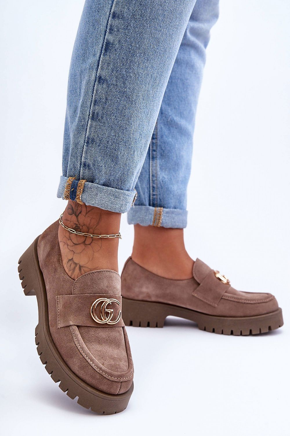 Heeled low shoes model 186416