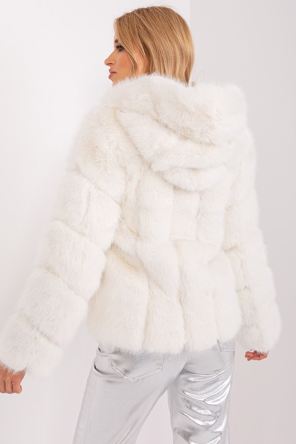 Jacket model 186725