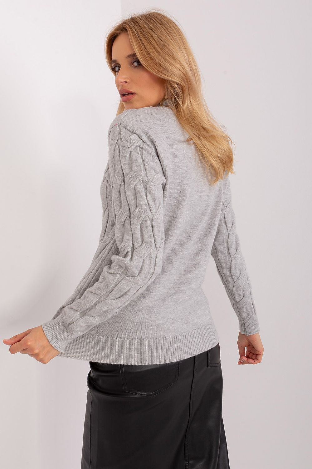 Jumper model 186739