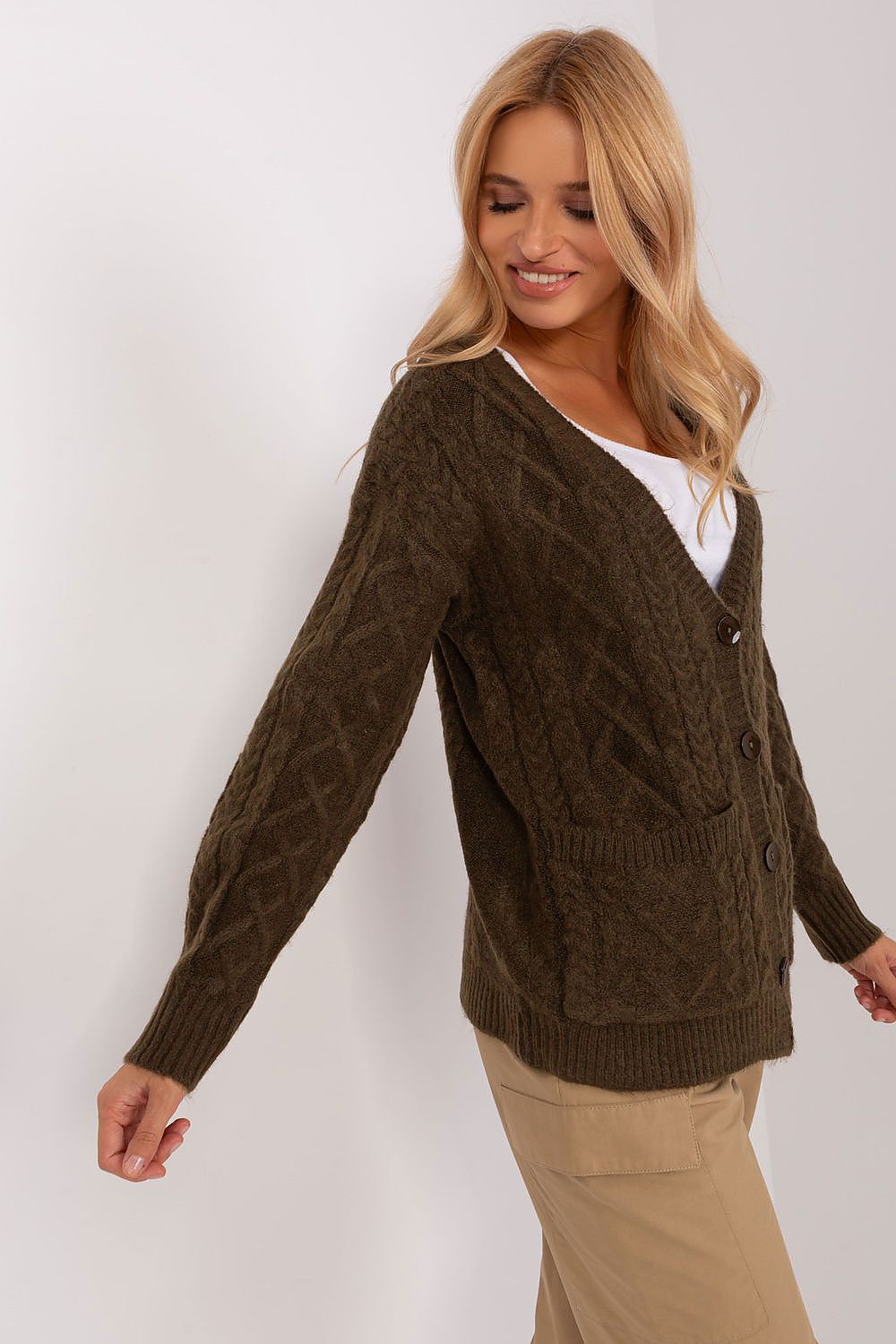 Cardigan model 186746