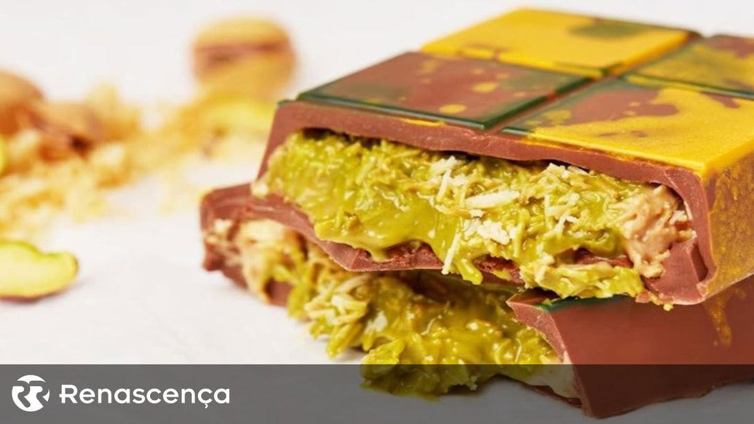 Barra de chocolate artesanal com recheio cremoso e crocante para experiência gourmet chocolate Dubai