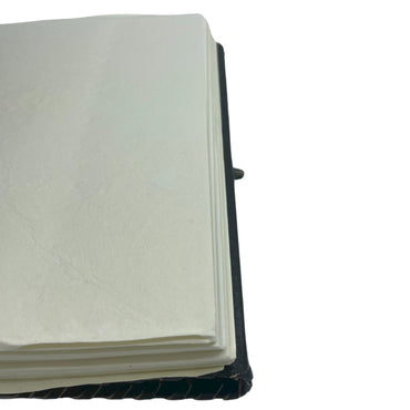 Large Book of Shadows - Black - 200 pages decle-edged - 25x18x3cm