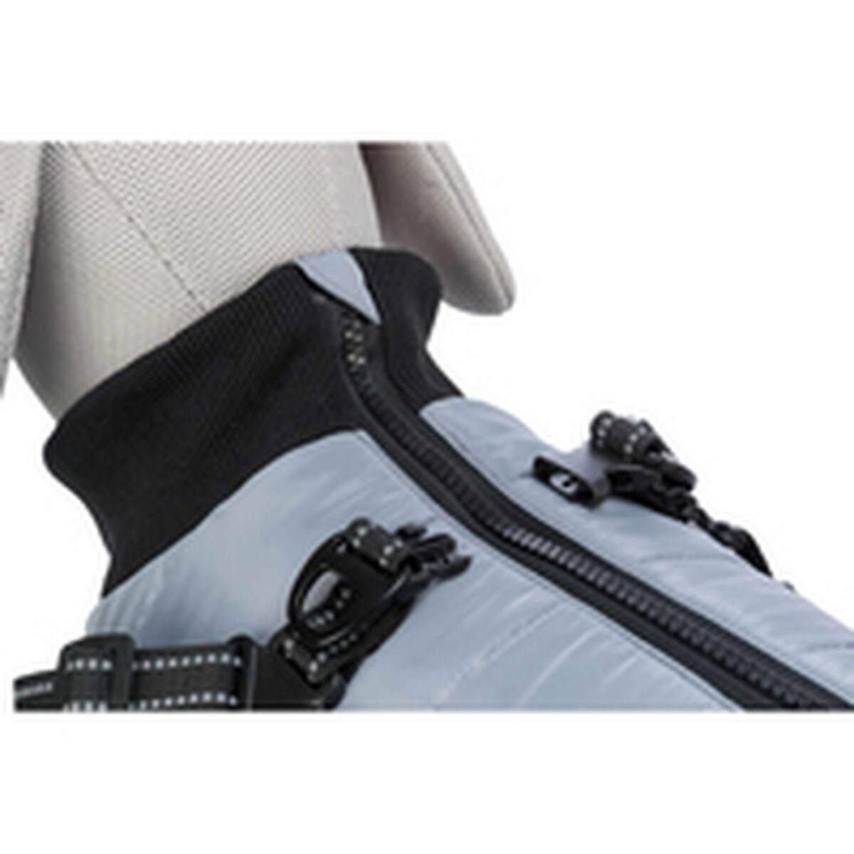 V8H080946DE36919E2835768AE0083BA5F2R6598981P3